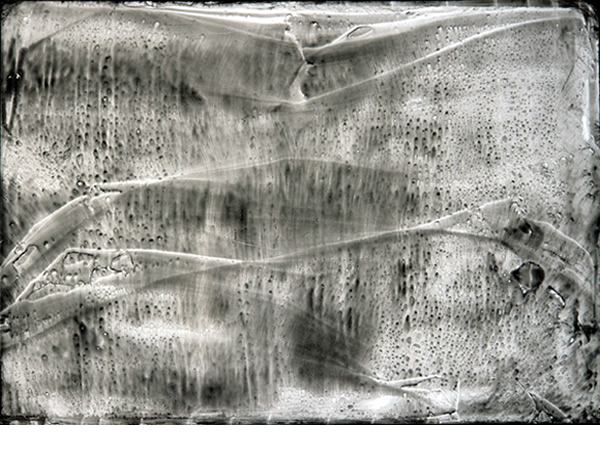 Composition 7, 2010, encre de Chine sur support plastifi&eacute; ad hoc, fixatif, 30x40cm